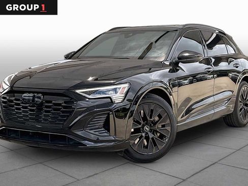 Used 2024 Audi Q8 e-tron Prestige w/ Prestige Package AWD/4WD image 1