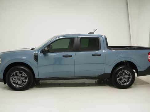 Used 2025 Ford Maverick XLT w/ Equipment Group 302A image 7