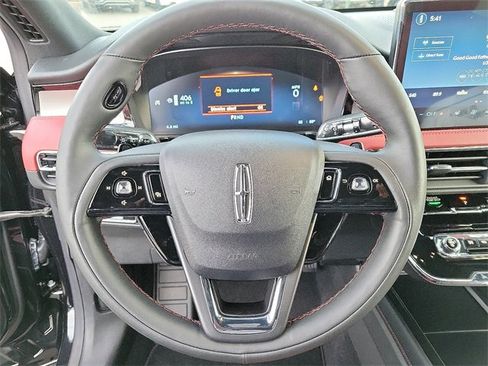 New 2024 Lincoln Corsair Reserve w/ Equipment Group 201A image 9