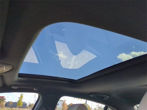 Used 2023 Genesis G70 2.0T w/ Sport Prestige Package image 18