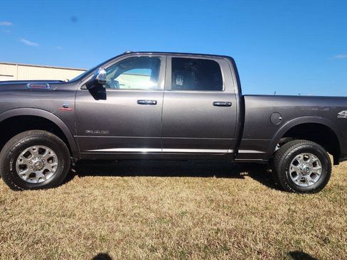 Used 2021 RAM 2500 Laramie AWD/4WD image 32