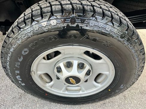 Used 2021 Chevrolet Silverado 2500 W/T w/ WT Fleet Convenience Package image 29