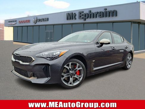 Used 2019 Kia Stinger GT image 1