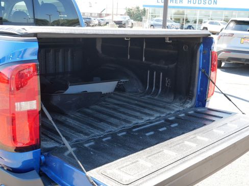 Used 2018 Chevrolet Colorado Z71 AWD/4WD image 18