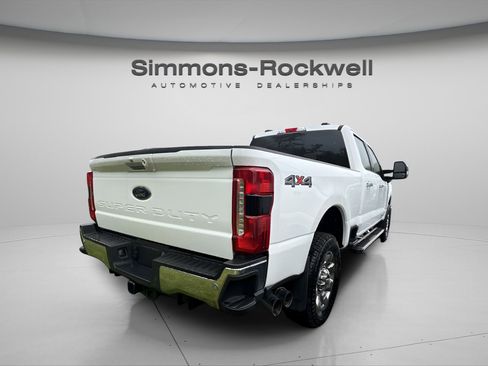 Used 2024 Ford F250 Lariat w/ Chrome Package AWD/4WD image 4