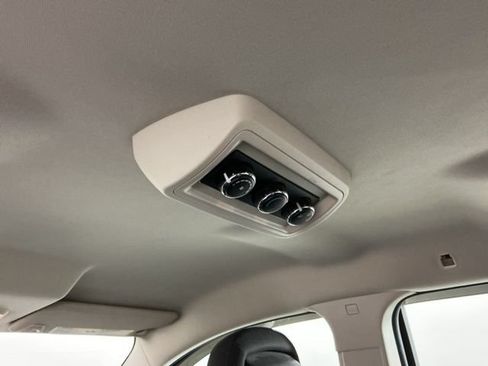 Used 2015 Dodge Journey American Value Package w/ Flexible Seating Group FWD image 23