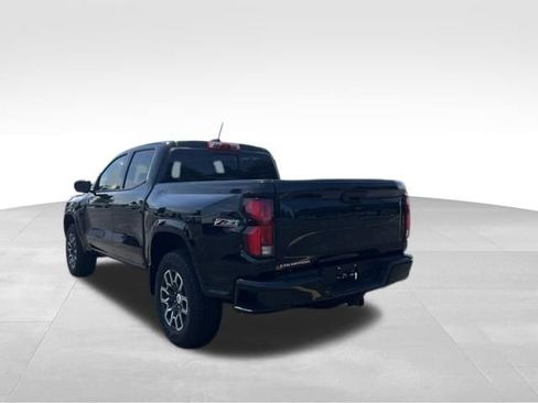 Used 2026 Chevrolet Colorado Z71 AWD/4WD image 3