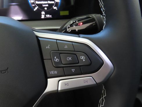 New 2025 Volkswagen Tiguan S image 15