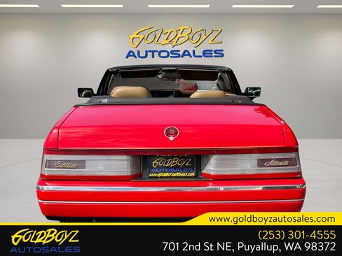 Used 1989 Cadillac Allante image 4