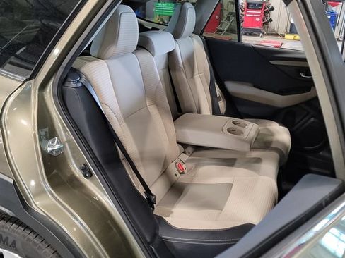 Used 2024 Subaru Outback Premium AWD/4WD image 20