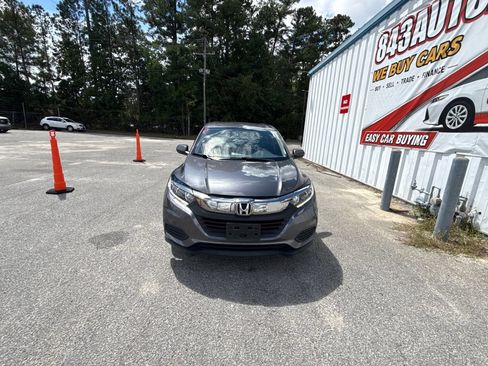 Used 2022 Honda HR-V LX image 3