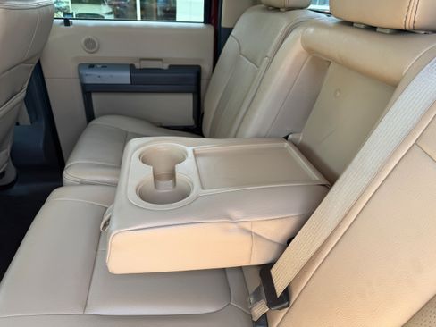 Used 2015 Ford F250 Lariat w/ Lariat Interior Package AWD/4WD image 21