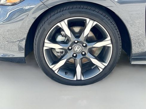 Used 2025 Honda Civic Sport Touring image 32