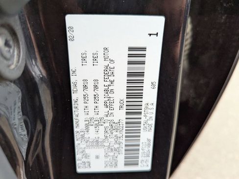 Used 2020 Toyota Tundra SR5 w/ SR5 Upgrade Package image 23