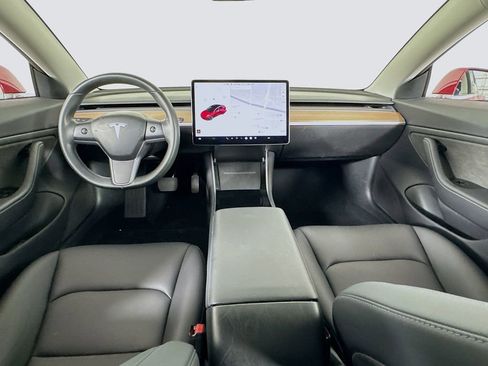 Used 2018 Tesla Model 3 Long Range image 34