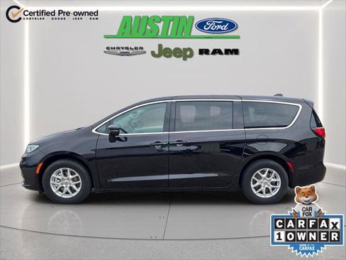 Certified 2024 Chrysler Pacifica Touring-L FWD image 2