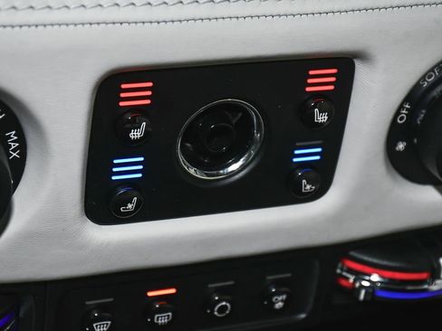 Used 2018 Rolls-Royce Ghost RWD image 37