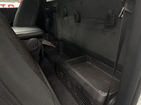 New 2026 RAM 3500 Tradesman AWD/4WD image 29