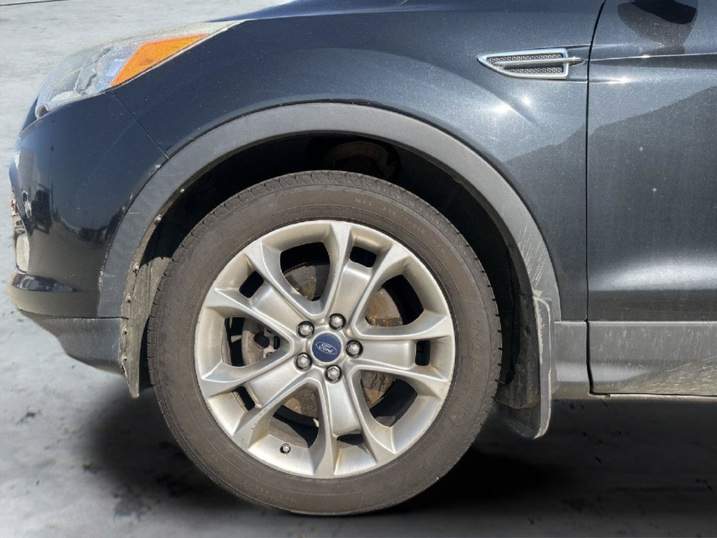 Used 2013 Ford Escape SEL AWD/4WD image 9