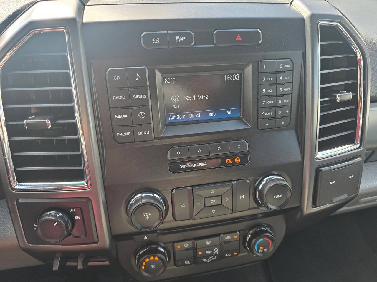 Used 2017 Ford F250 XLT w/ XLT Value Package RWD image 26