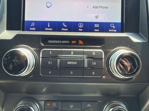 Used 2020 Ford F150 Platinum w/ Equipment Group 701A Luxury AWD/4WD image 37