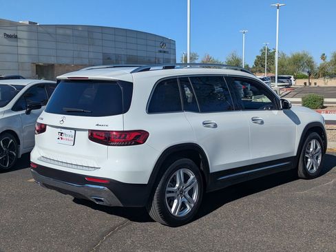 Used 2021 Mercedes-Benz GLB 250 4MATIC image 6