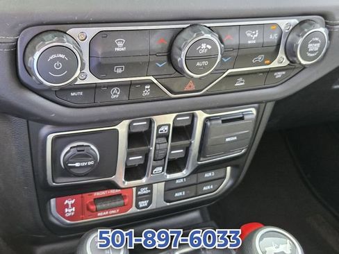 Used 2026 Jeep Wrangler Unlimited Rubicon AWD/4WD image 19