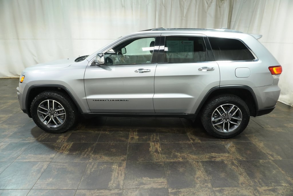 Used 2021 Jeep Grand Cherokee Limited w/ Luxury Group II AWD/4WD image 9
