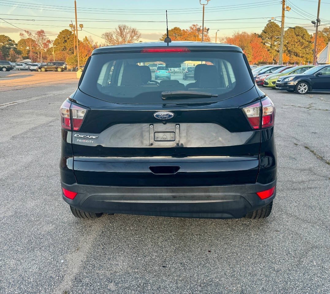 Used 2018 Ford Escape S FWD image 8