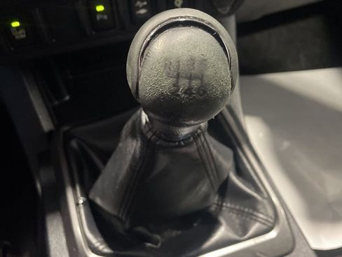 Used 2016 Toyota Tacoma TRD Off-Road image 20