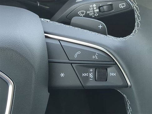 Used 2025 Audi Q7 3.0T Premium Plus image 28