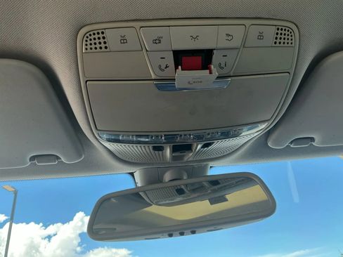 Used 2017 Mercedes-Benz C 300 Sedan image 34