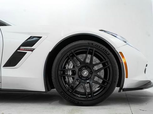 Used 2017 Chevrolet Corvette Grand Sport image 16