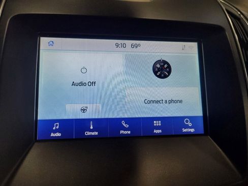 Used 2020 Ford Edge Titanium AWD/4WD image 25