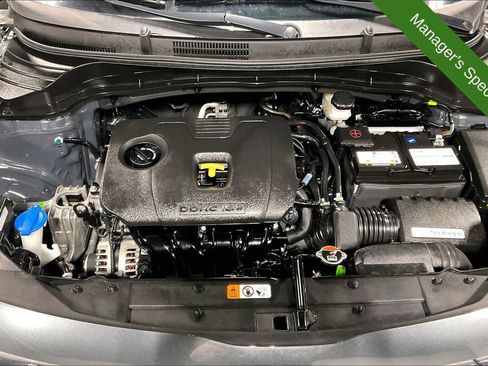 Used 2025 Kia Soul LX w/ LX Technology Package FWD image 11