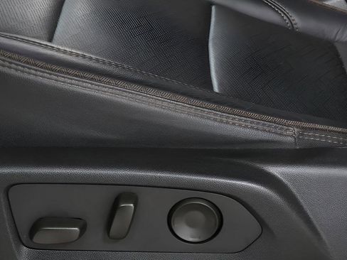 Used 2023 Chevrolet Tahoe High Country image 21