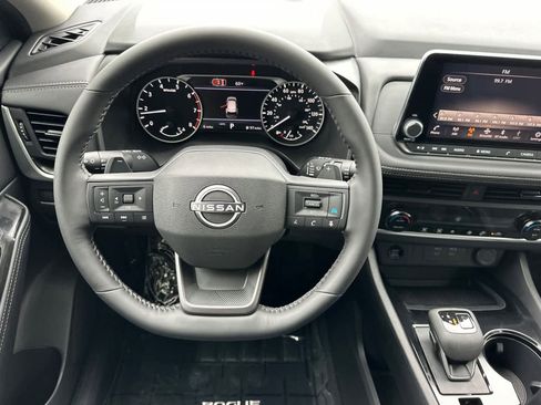 New 2026 Nissan Rogue SV AWD/4WD image 14