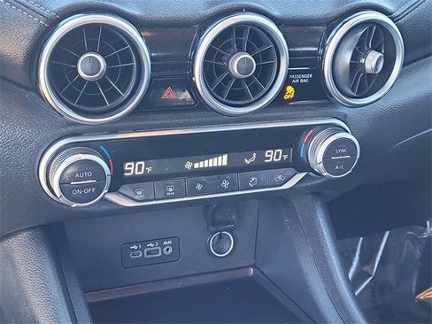 Used 2020 Nissan Sentra SV image 17