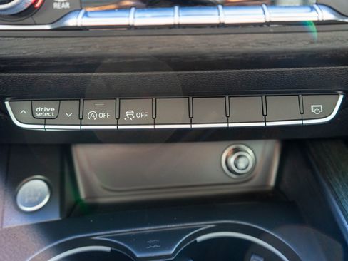 Used 2017 Audi A4 2.0T Ultra Premium w/ Convenience Package image 27