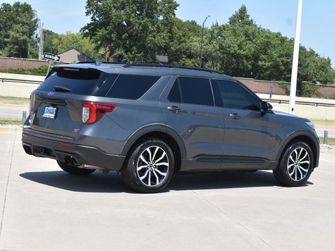 Used 2020 Ford Explorer ST w/ Premium Technology Package AWD/4WD image 3