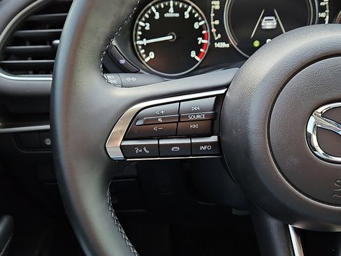 Used 2025 MAZDA MAZDA3 s image 17