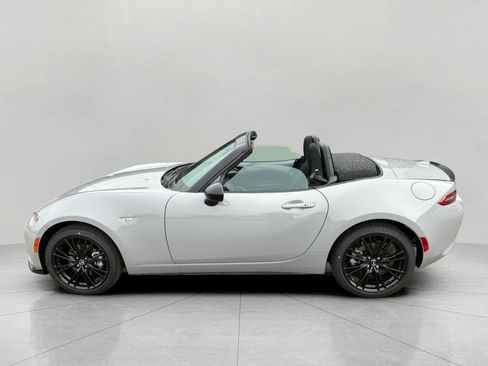 New 2026 MAZDA MX-5 Miata Club w/ Interior Package RWD image 16