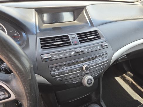 Used 2009 Honda Accord EX-L image 25