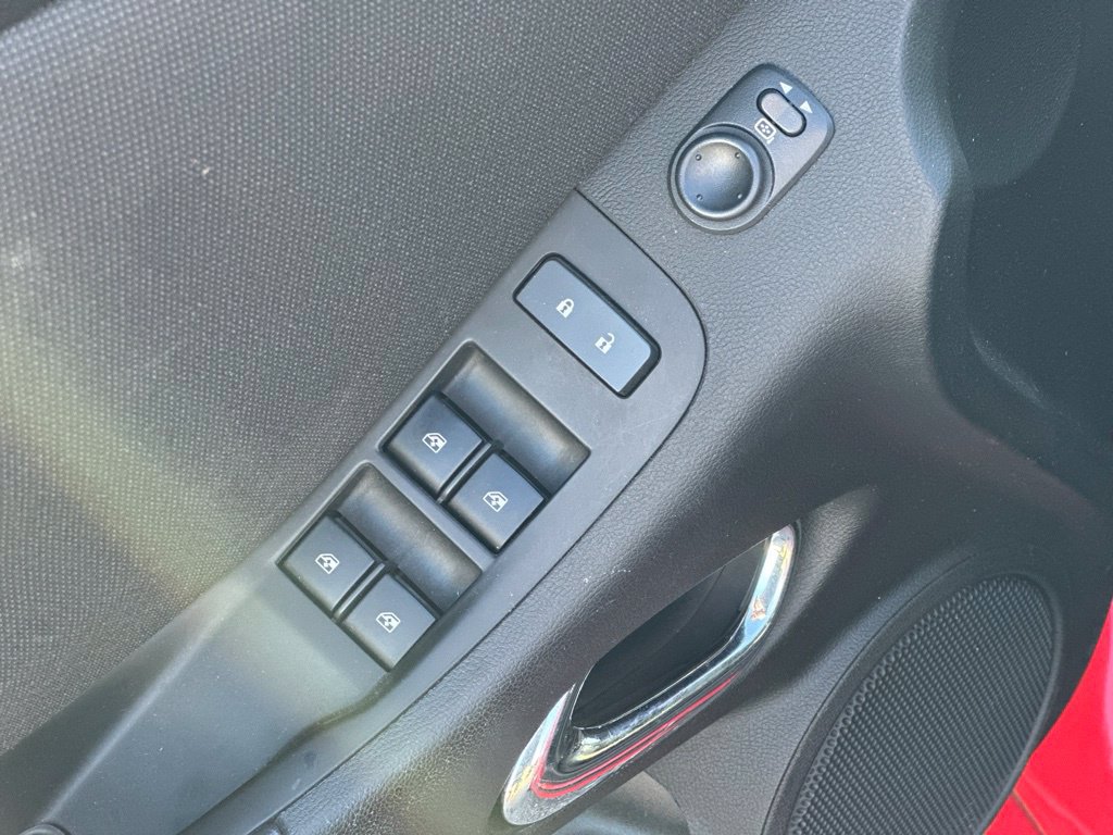 Used 2014 Chevrolet Camaro LT RWD image 13