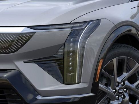 New 2025 Cadillac Optiq Luxury 1 AWD/4WD image 10