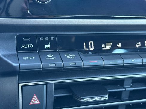 Certified 2025 Toyota Camry SE w/ Convenience Package image 29