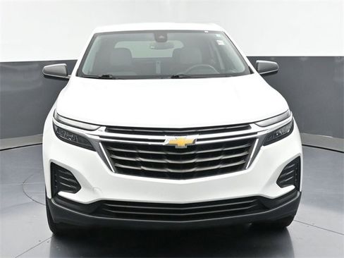 Used 2023 Chevrolet Equinox LS image 40