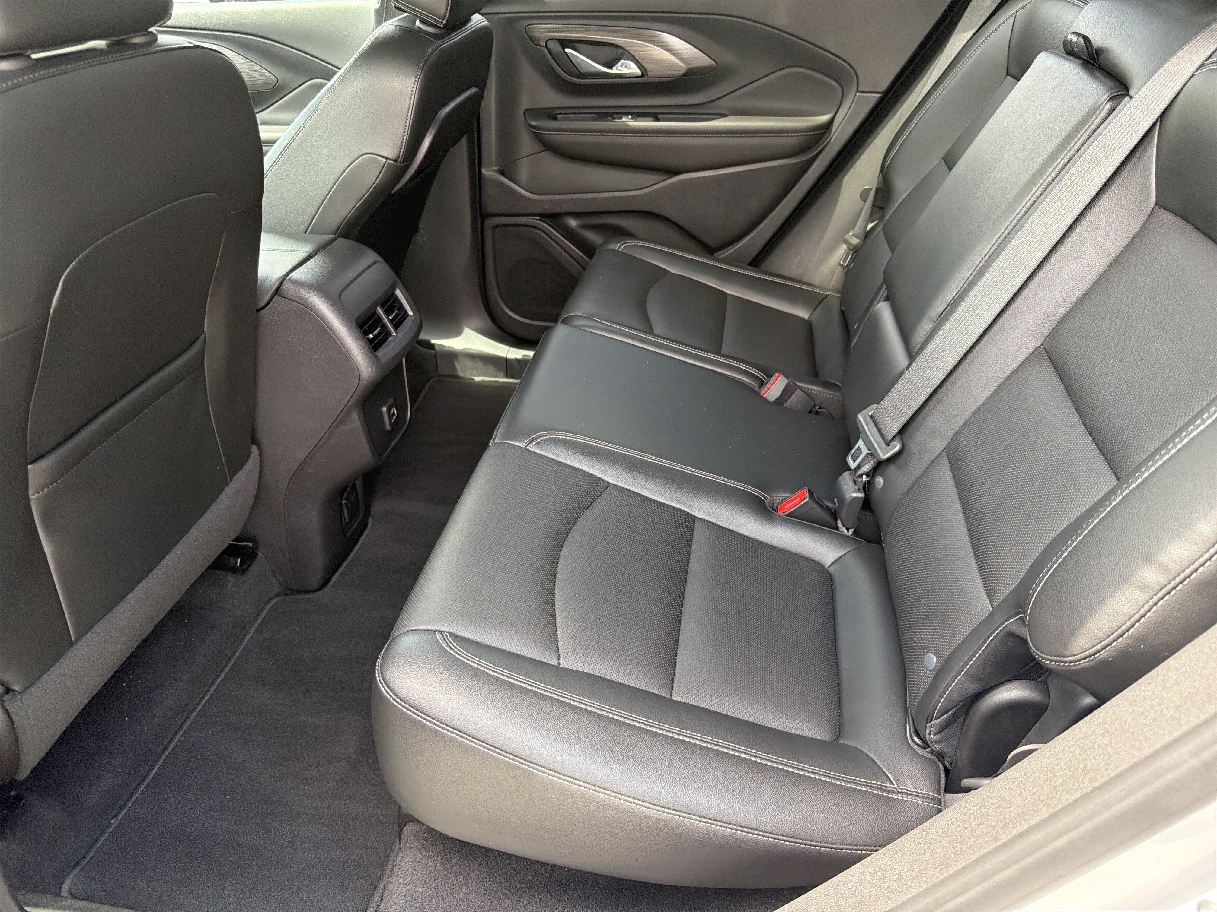 Certified 2023 GMC Terrain SLT AWD/4WD image 21