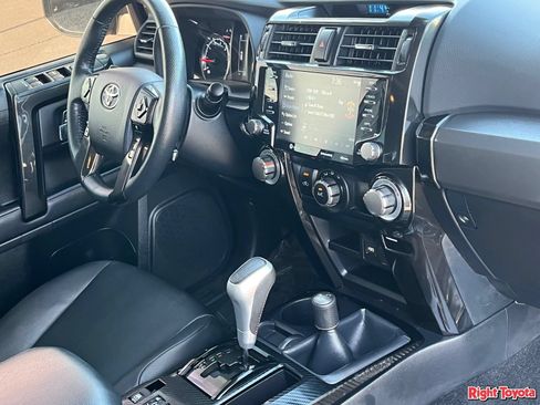 Certified 2024 Toyota 4Runner TRD Off-Road Premium w/ Moonroof Package AWD/4WD image 13
