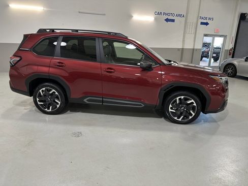 Used 2025 Subaru Forester Limited image 10
